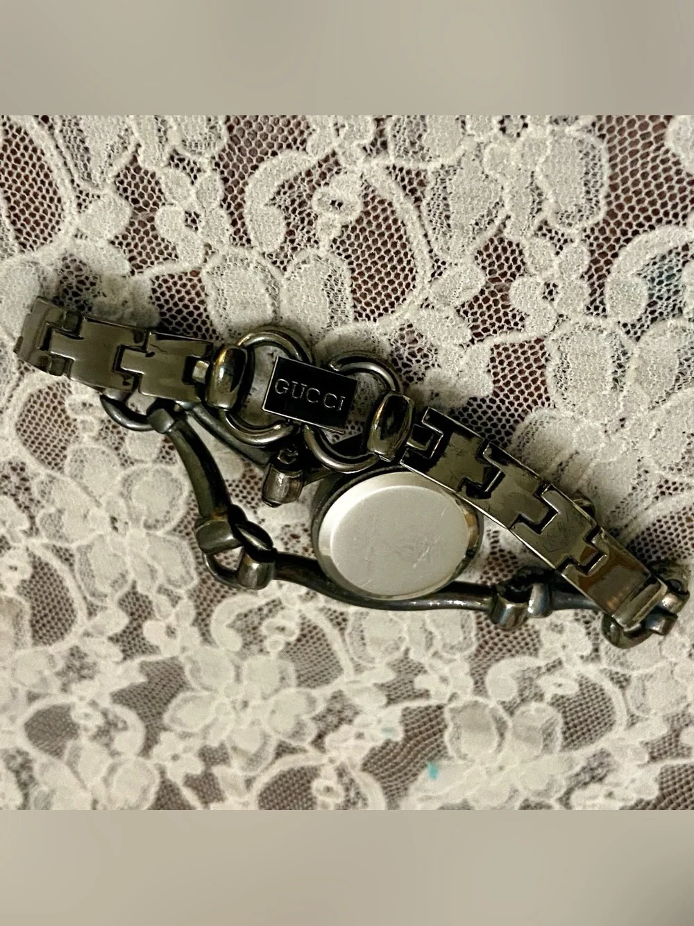 Gucci W118 Water Resistant Silver-Black Quartz Lady Watch